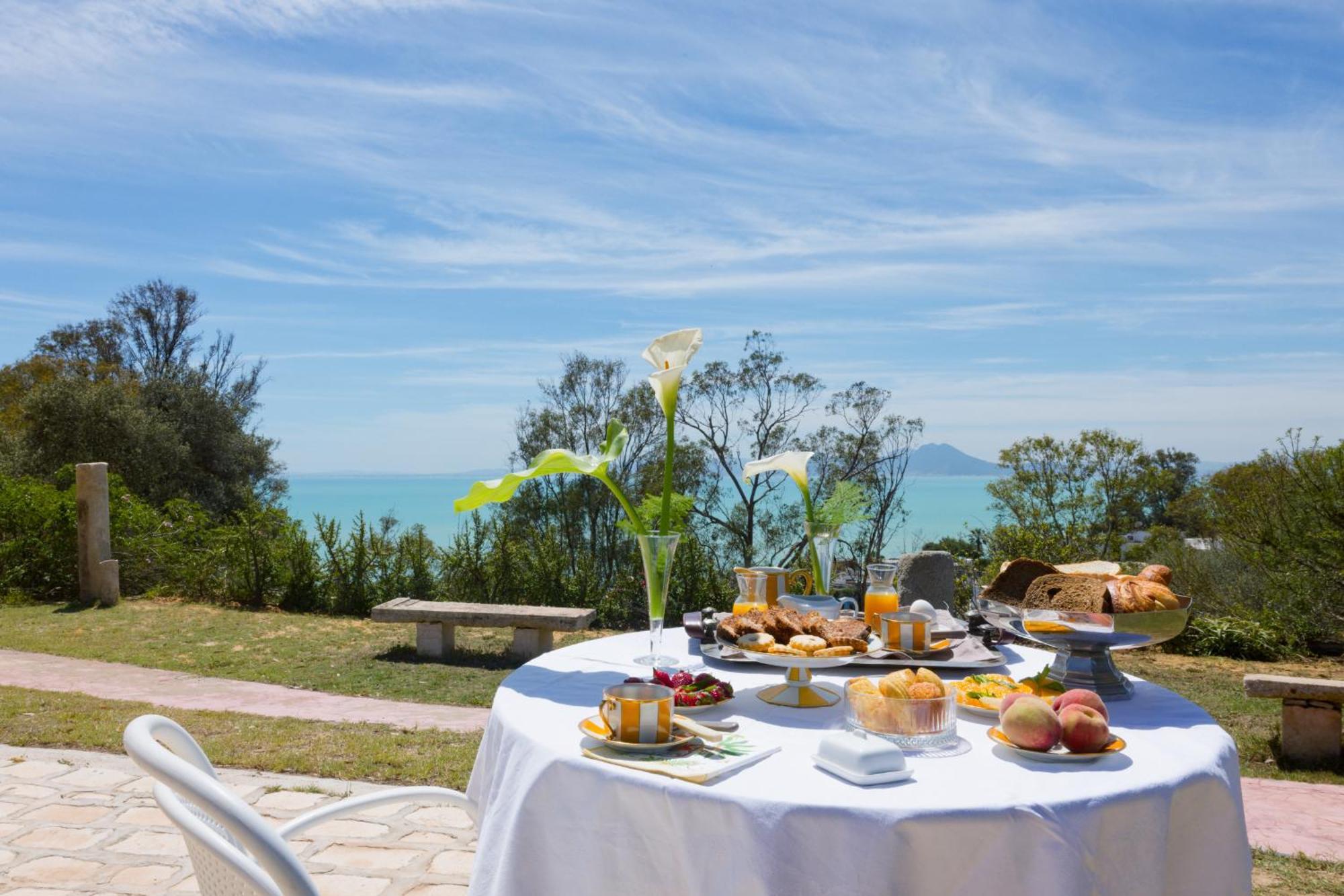 Si Brahim Studio Piscine, Sidi Bou Ali Exterior foto